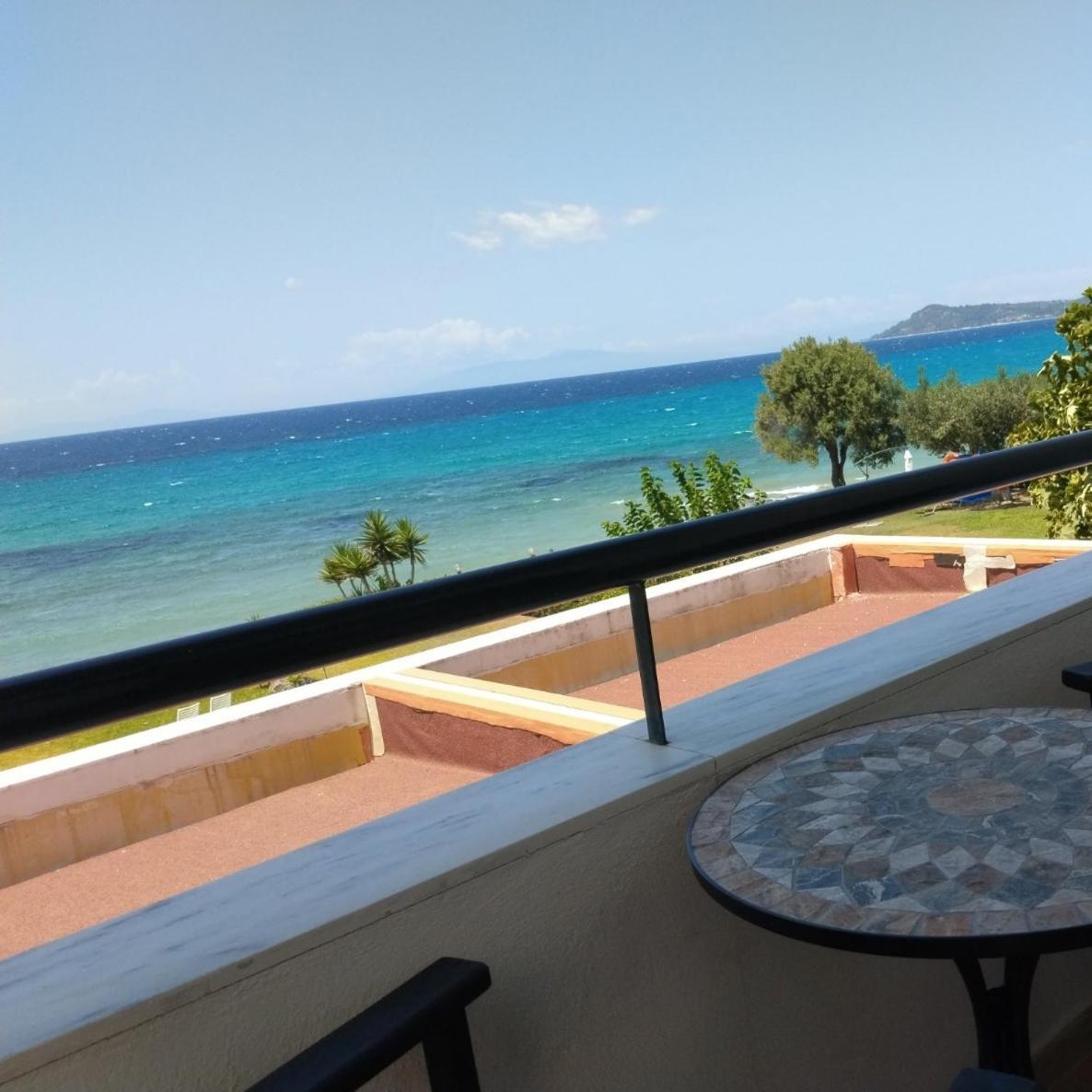 Villa 3Ω Nea Skioni Dış mekan fotoğraf